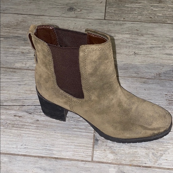 Sam Edelman Suede Chelsea Boots - Picture 3 of 10